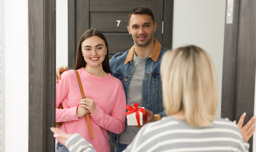 Žena otkrila bizarnu tajnu svog susjeda: Šokirao ju je ovaj selfie