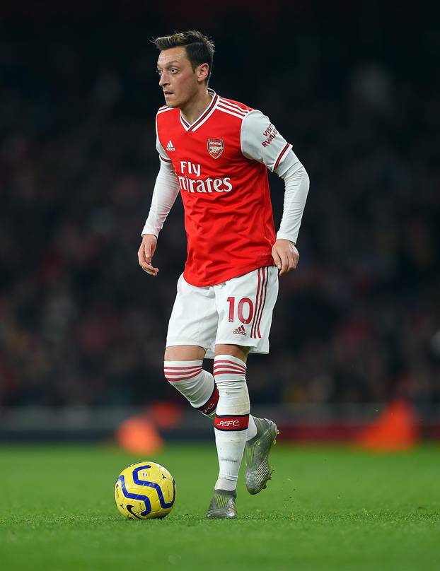 Arsenal v Southampton - Premier League - Emirates Stadium