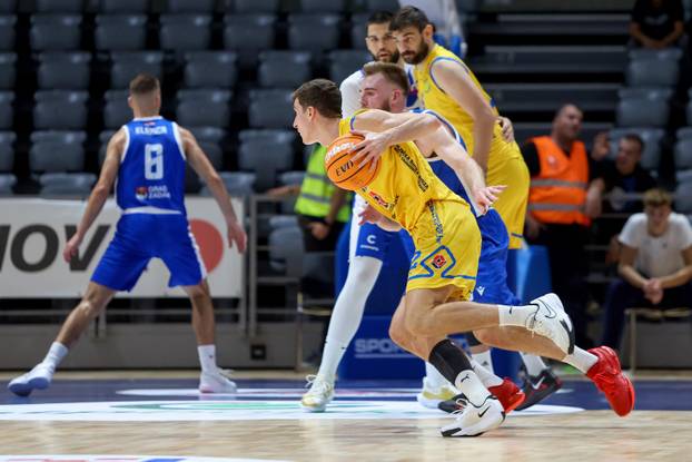 Zadar:  Zadar i Vrijednosnice Osijek sastali se u 4. kolu FavBet Premijer lige