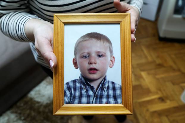 Zagreb: Ciciliji Glasnović od genetske bolesti umrla su dva sina, i treći boluje od istog