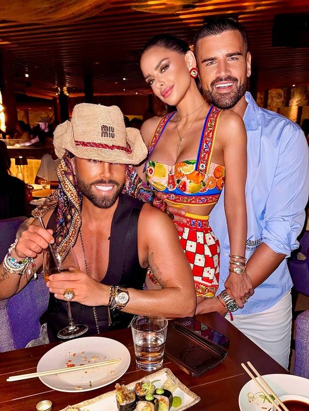 Odmor u stilu Marka Grubnića: Skupe torbice, leopard uzorci i vrela zabava na Mikonosu...