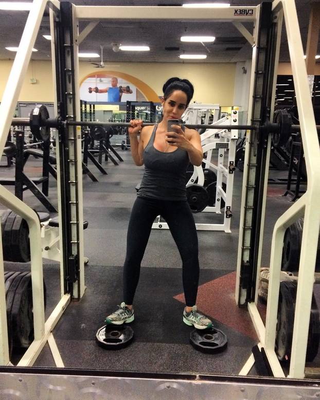 FOTO Sjećate li se Oktomame? Rodila je osmorke pa nestala sa scene. Sad je neprepoznatljiva