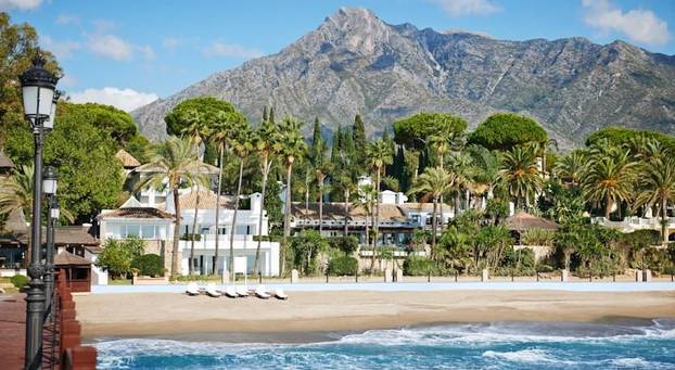 FOTO Nekad su svi maštali o odmoru na ovim mjestima, a danas ih se nitko ne sjeća