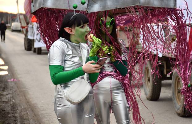 Donja Bebrina: Urnebesni pokladni utorak u Donjoj Bebrini