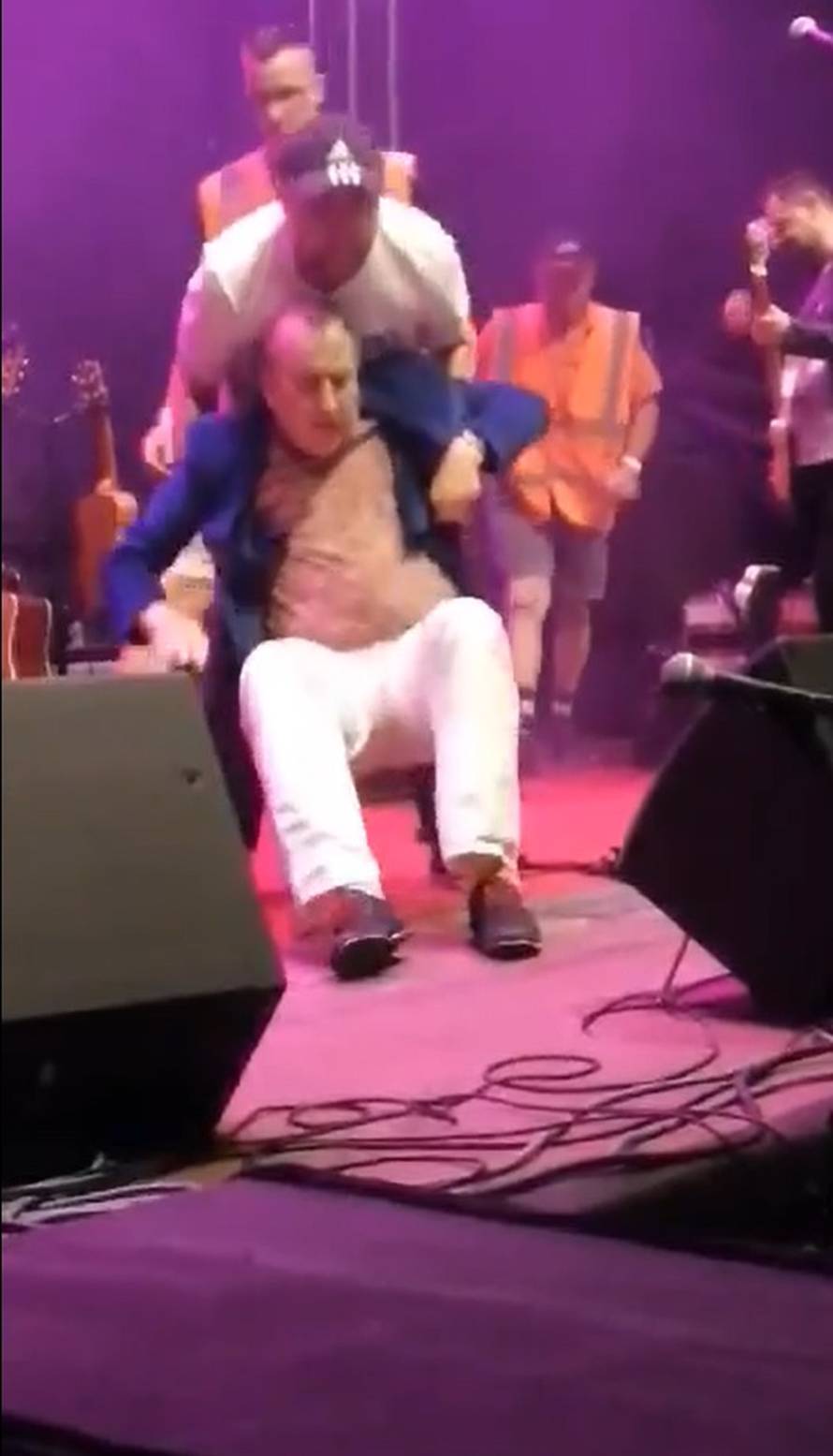 Grdović pričao o padu na bini i zahvalio publici iz 'krivog' sela: Neuništiv sam kao vanzemaljac