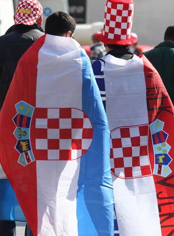 Zagreb: Navija?i u kockastim dresovima na glavnom Trgu od ranog jutra
