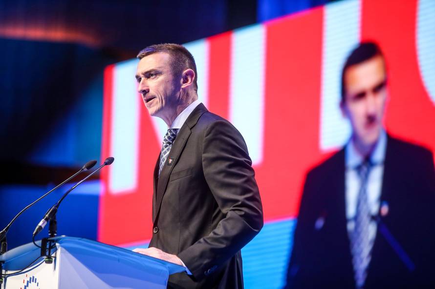 Zagreb: Veliki predizborni skup Domovinskog pokreta u KC Vatroslav Lisinski 