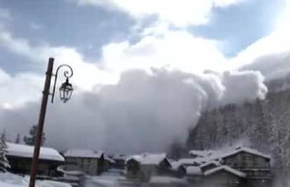 Slučajno snimili lavinu u francuskim Alpama