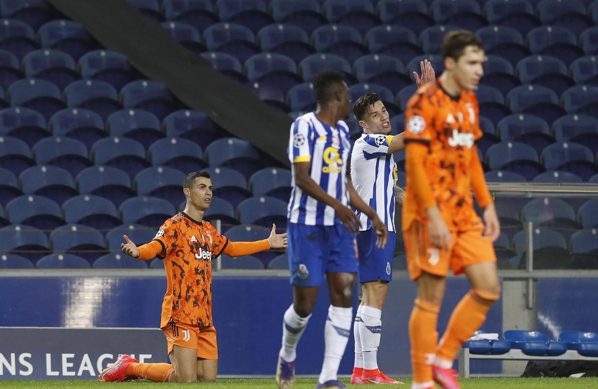 Champions League - Round of 16 First Leg - FC Porto v Juventus