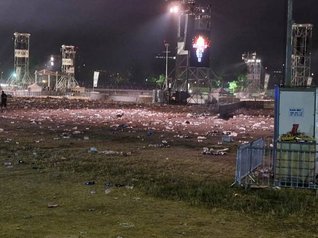 FOTO Svi se razišli s Hipodroma, iza sebe su ostavili hrpu smeća