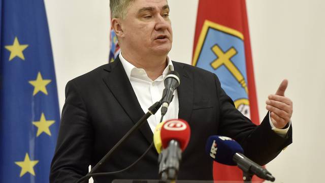 Knin: Predsjednik RH, Zoran Milanovi?, na obilježavanju 32. obljetnice utemeljenja HVO