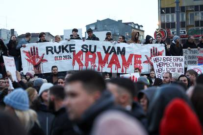 FOTO Deseci tisuća prosvjednika na ulicama Srbije: 'Ruke su vam krvave', 'Beograd je opet svijet'