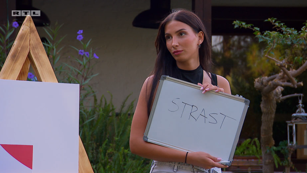 FOTO Sunce, tangice i pijesak: Barbara i Marinela iz Savršenog uživale na odmoru u Dubaiju...