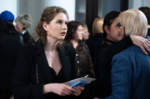 Zagreb: Dolazak poznatih na premijeru baleta Trnoružica