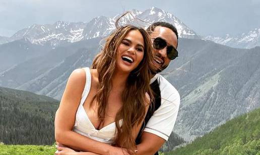 Chrissy Teigen i John Legend su obnovili zavjete u Italiji: 'Još su uvijek tako zaljubljeni i sretni'