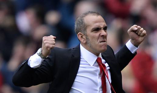 Di Canio do druge uzastopne pobjede; do tri boda i Arsenal