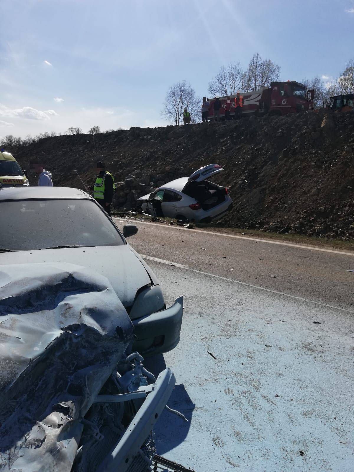 VIDEO Sudarila se tri vozila kod Lekenika, ima ozlijeđenih: 'Bile su dvije hitne, auto je gorio...'