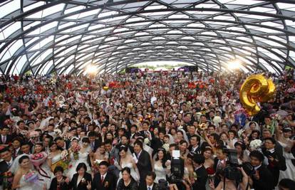 136 parova se vjenčalo 9 rujna  u 9.09 sati u Tajvanu