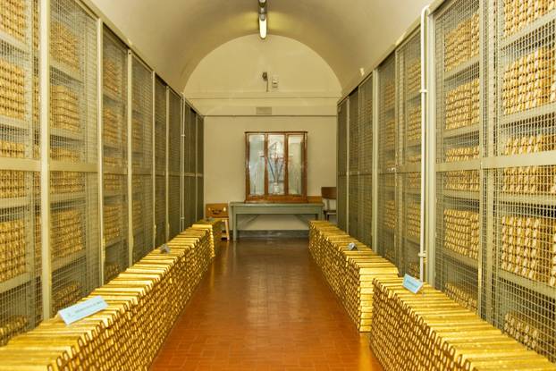 Italy's gold reserves reflect legacy and crisis readiness