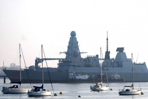 Podmornica potopila iranski brod: Nestalo vi&scaron;e od 100 ljudi, akcija spa&scaron;avanja je u tijeku