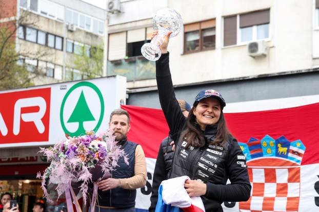 Zagreb: Doček najbolje svjetske slalomašice Zrinke Ljutić u njezinom kvartu Sloboštini