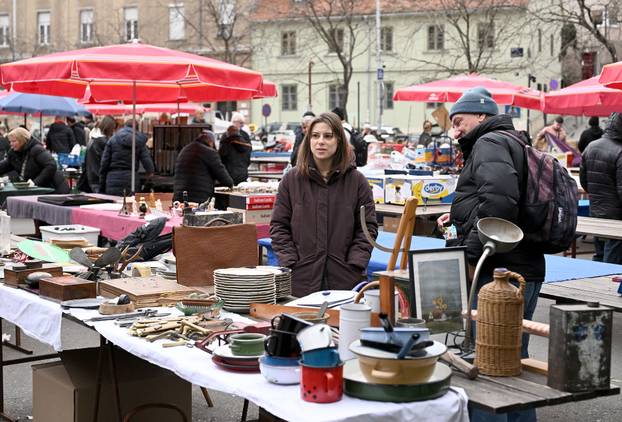 Zagreb: Sajam antikviteta na Britancu