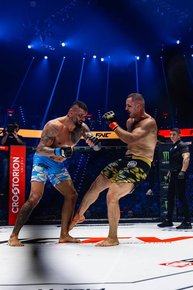 FOTO FNC ljepotice su zavladale Münchenom: Meri Goldašić, Valentina Miletić, ring djevojke