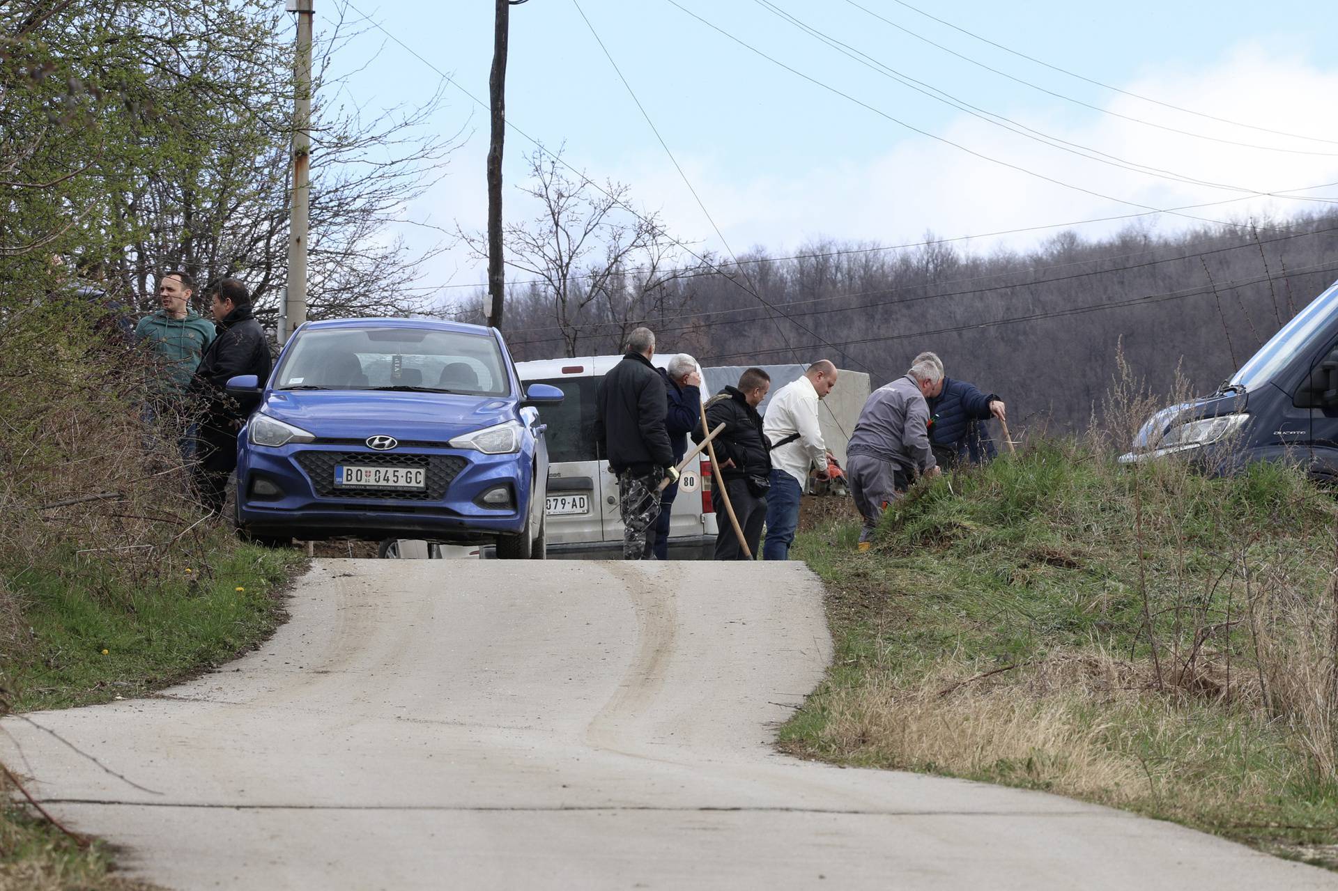 Srbija: Treći dan potrage za nestalom djevojčicom Dankom, policija kopa teren, stigao i bager