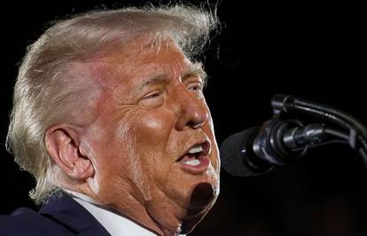 Trump napao Harvard: 'Prave se pametni, a dobivaju udarce. Stražnjica im je isprašena!'