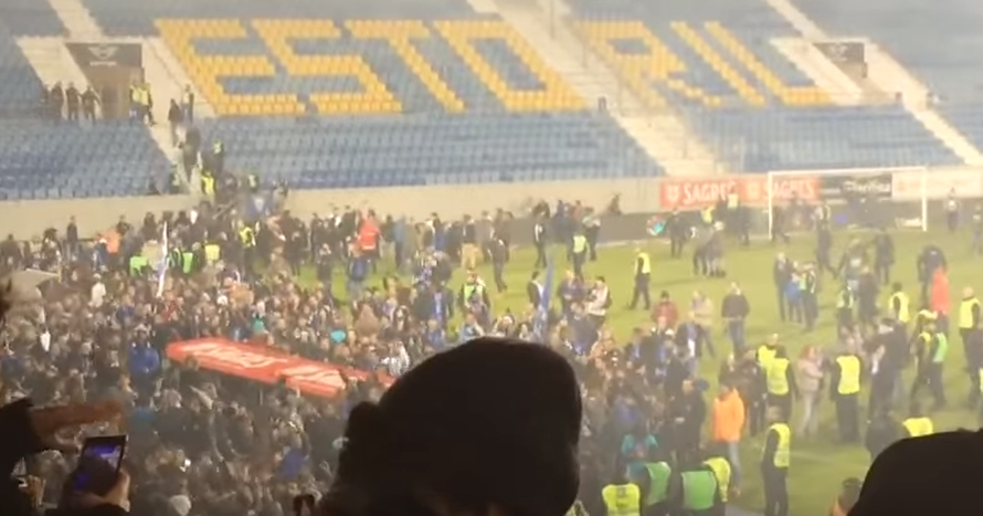 Fenjeraši poveli protiv lidera pa im se stadion počeo urušavati