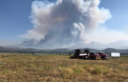 Požari haraju Kalifornijom, više od 3000 ljudi napustilo domove