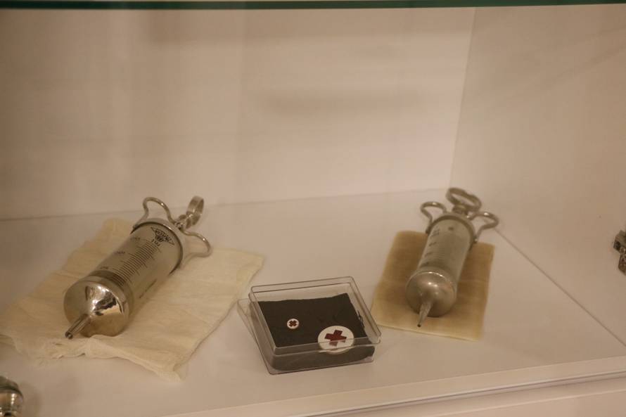 U Crvenom križu volontirala su djeca, ali i brojni plemenitaši