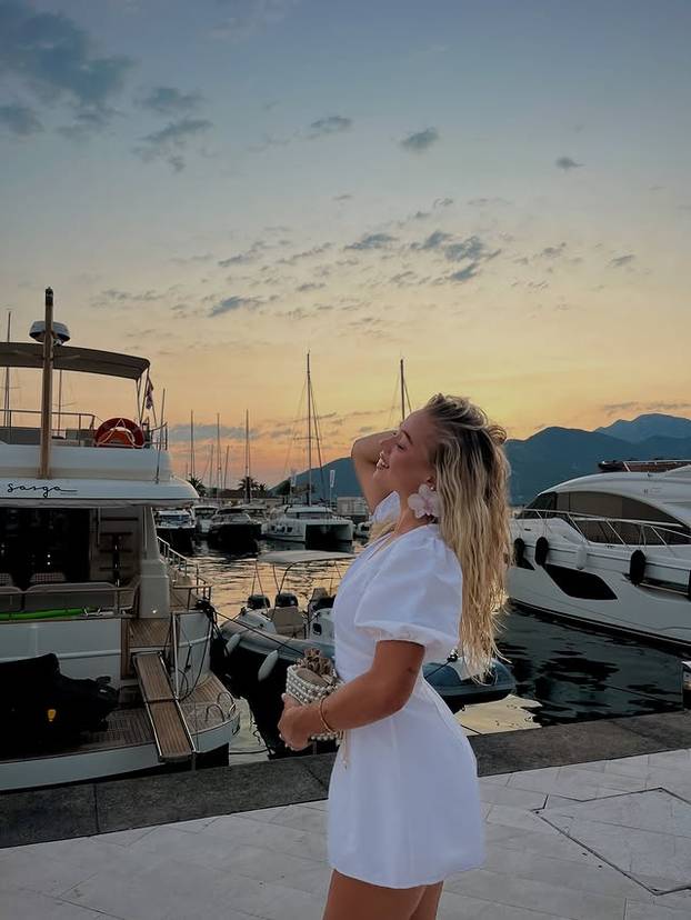 FOTO Ova srpska influencerica više je od 'lijepog lica', a radila je i kao 'sezonac' u Hrvatskoj