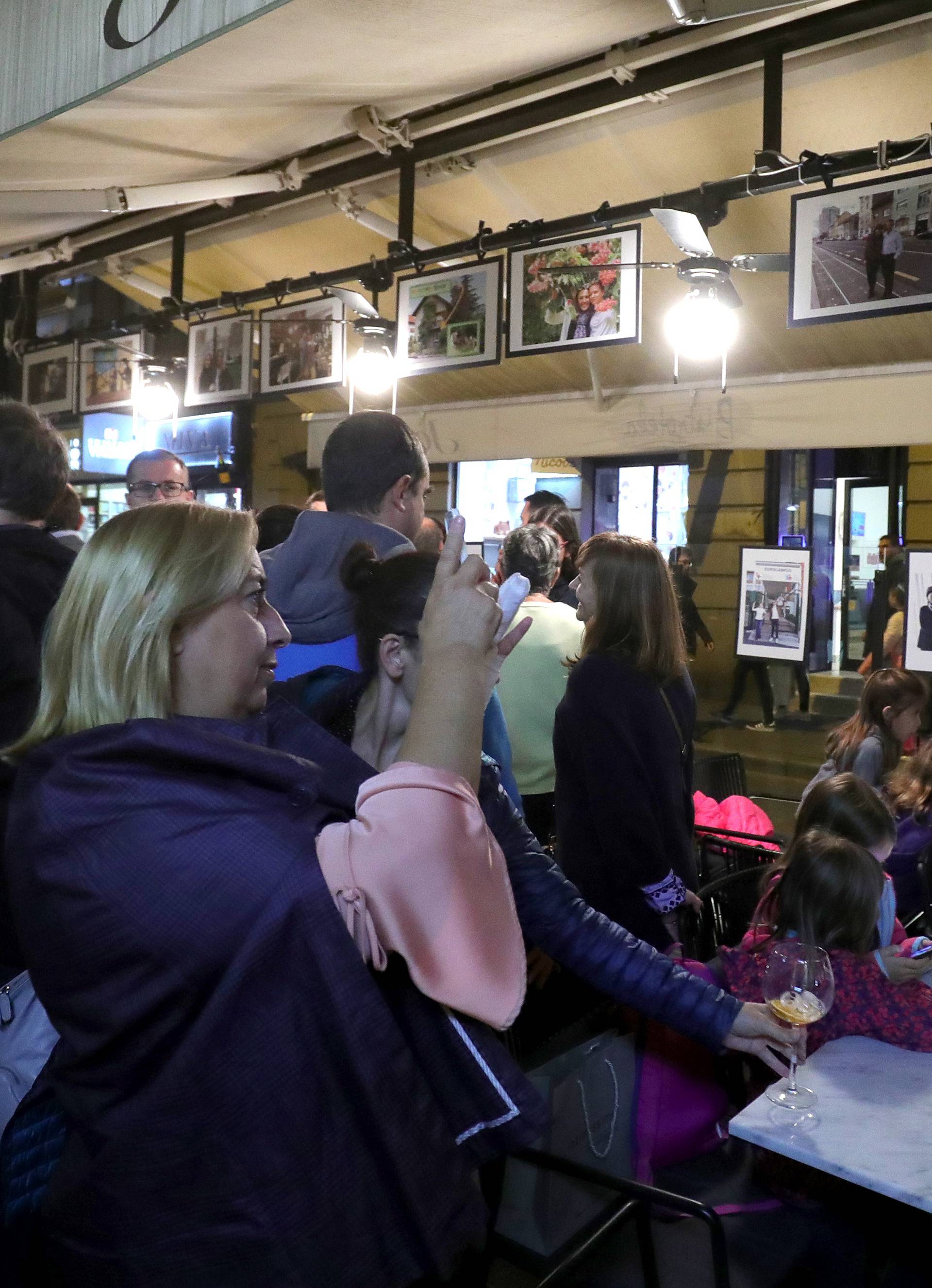 Zagreb: Otvorena izloÅ¾ba fotografija "Susjedi"