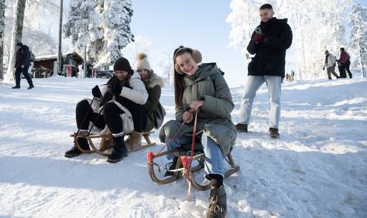 U gradu maglurina, a gore... Pogledajte fotke sa Sljemena!