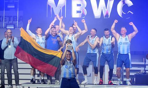 Ko&scaron;arka&scaron;ki i rukometni Svjetski kup godinama ni&zcaron;u uspjehe u Omi&scaron;u. Od idu&cacute;e godine i padel