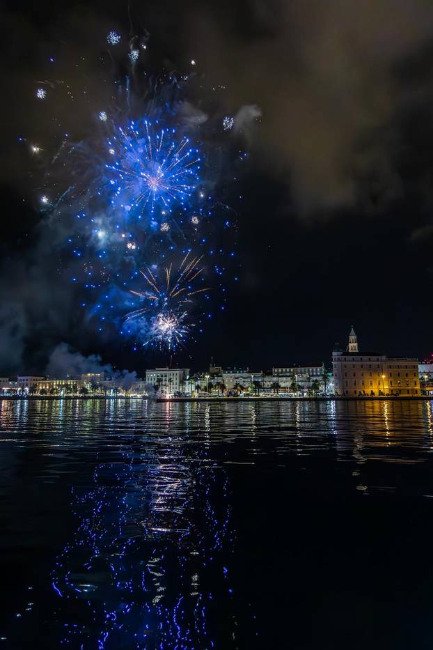 Split: Vatromet povodom proslave Sv Dujma, zaštitnika grada Splita