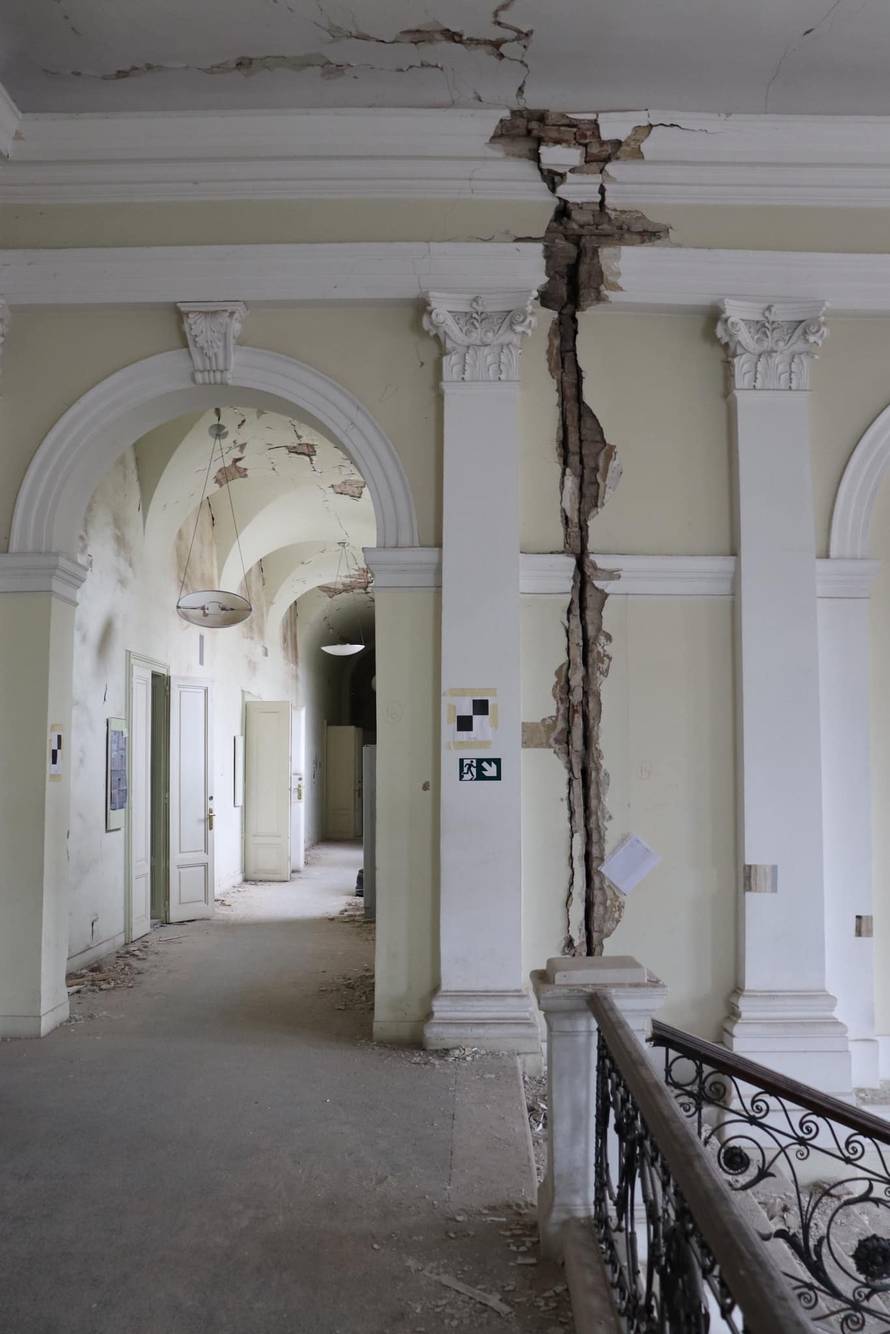 Dekan Pravnog fakulteta u Zagrebu: Kako je moguće da obnova zgrade još nije počela?!