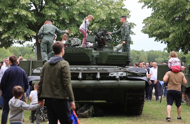 Zagreb: Proslava Dana državnosti na Jarunu 