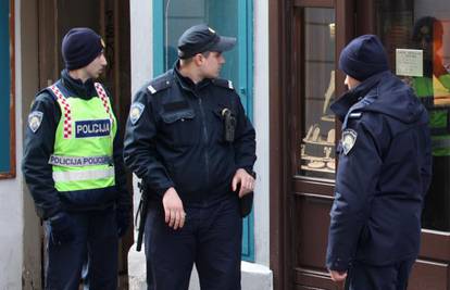 Zagreb: Dvojica razbojnika su opljačkali zlatarnicu i pobjegli