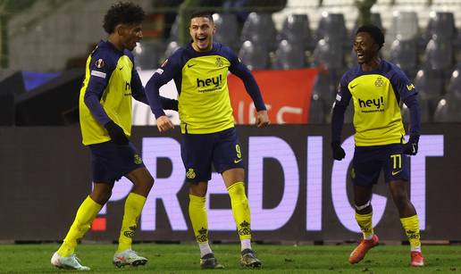 VIDEO Ivanović zabio dva gola u preokretu USG-a. Manchester u nadoknadi slomio Rangers...
