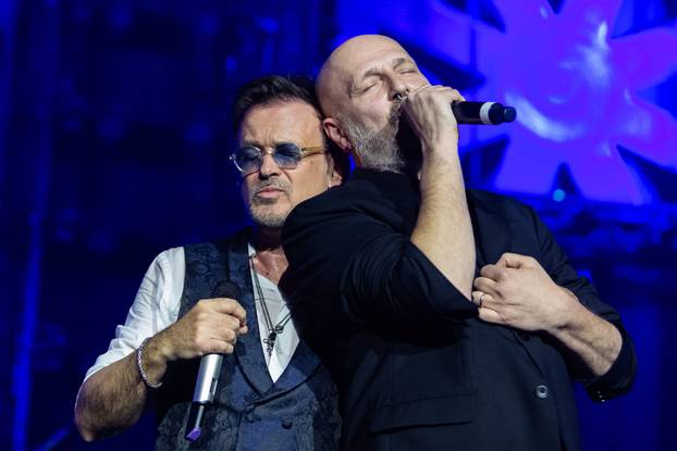 Zadar: Gibonni održao koncert u prepunoj dvorani Krešimira Ćosića