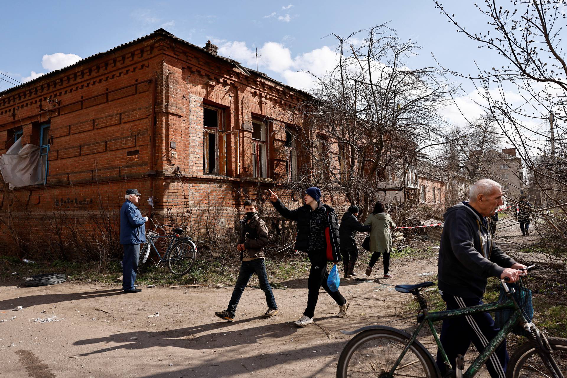 Aftermath of deadly shelling in Sloviansk