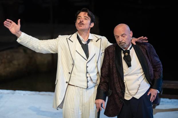 Dubrovnik: Na 75. Dubrovačkim ljetnim igrama premijerno je izveden Vojnovićev "Ekvinocij"