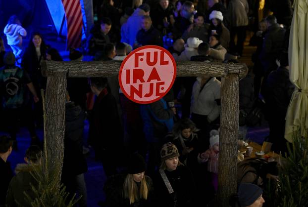 Zagreb: Advenstka ponuda na Strossmayerovom trgu Fuliranje