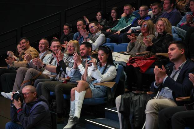 Karlovac: Promocija novog singla Damira Biondića Bronza i najava albuma "Ma daj"