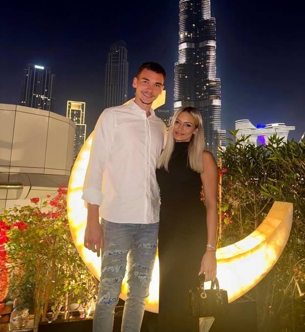 FOTO Vatrene Čehinje: Najbolji igrač ljubi brinetu, a golmana ekipe bodri atraktivna plavuša