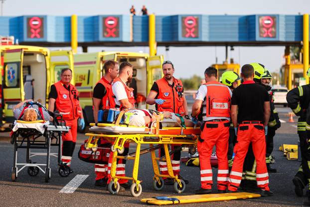 Zagreb: U blizini naplatne postaje Sveta Helena održana je vježba "Sigurnost 25"