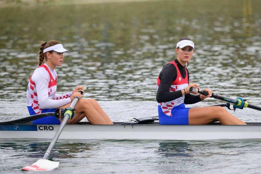 Zagreb: Uoči odlaska na Svjetsko veslačko prvenstvo održano je medijsko druženje s veslačima i veslačicama