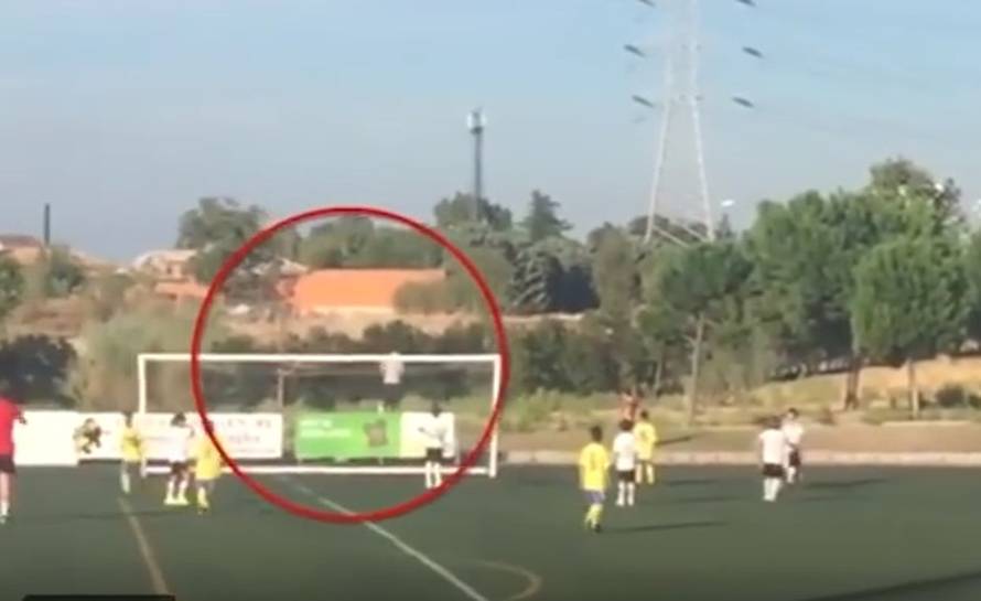 Tati ne ide, ali zato sin "trpa": Ronaldo postao sakupljač lopti